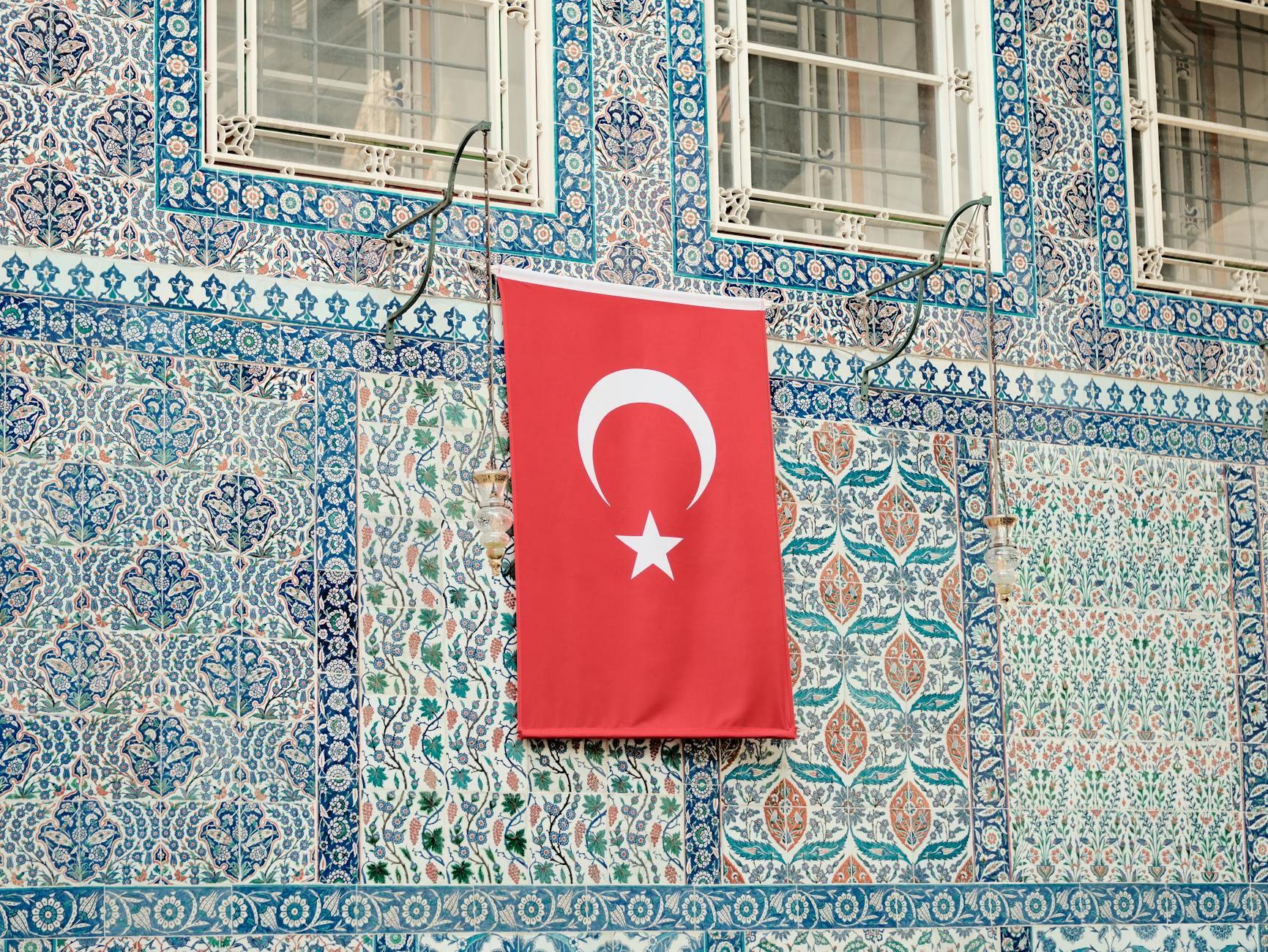 Visita a la Mezquita de Sokollu Mehmet Paşa y sus azulejos de Iznik con consejos de acceso y horarios